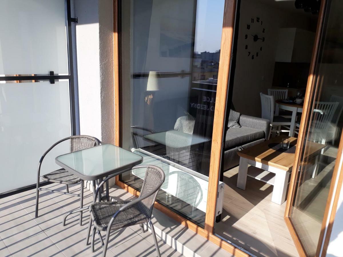 Apartament Oliwka Z Prywatnym Miejscem Postojowym Kołobrzeg Exteriör bild