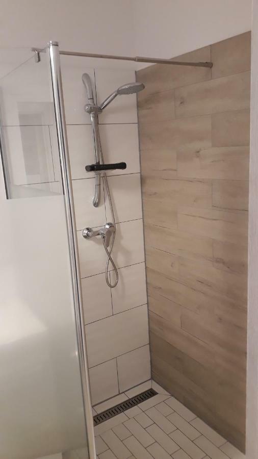 Apartament Oliwka Z Prywatnym Miejscem Postojowym Kołobrzeg Exteriör bild