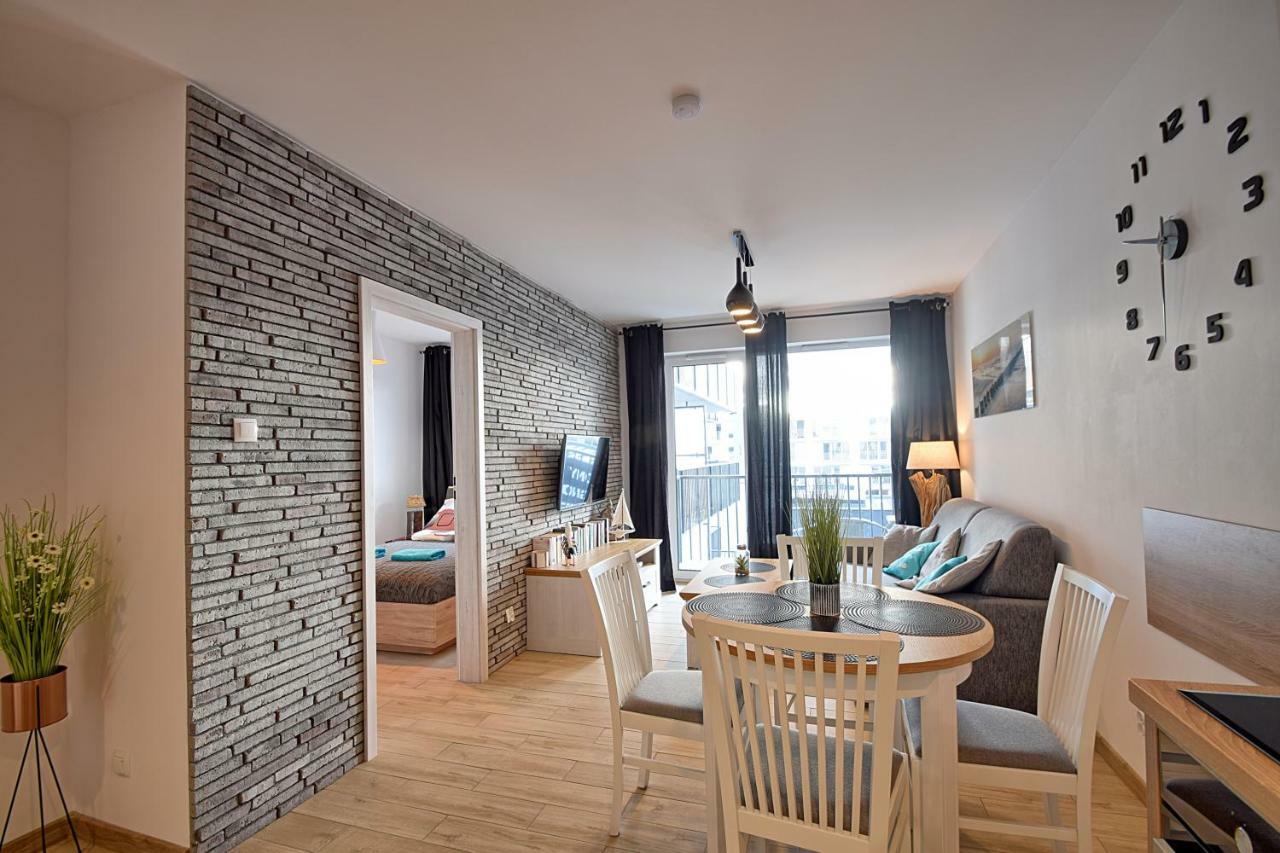 Apartament Oliwka Z Prywatnym Miejscem Postojowym Kołobrzeg Exteriör bild