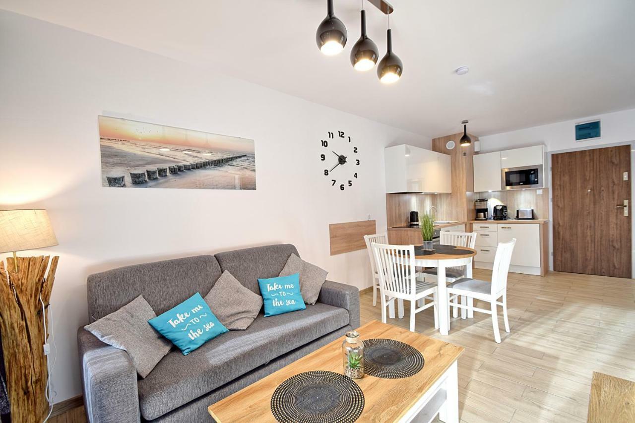 Apartament Oliwka Z Prywatnym Miejscem Postojowym Kołobrzeg Exteriör bild